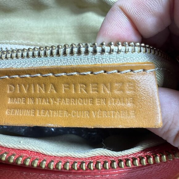 Divina Firenze Red Leather Crossbody Bag - Picture 9 of 13
